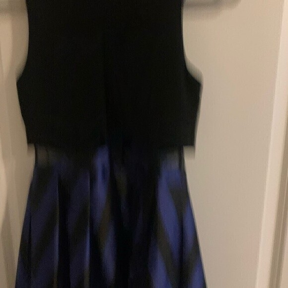 BESTY & Adam Formal Evening Gown - Picture 5 of 9